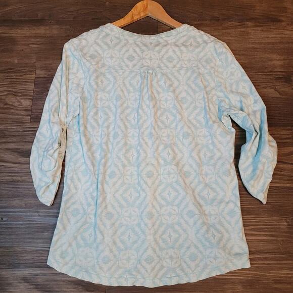 Fresh Produce Womens Geometric Print Shirt M Blue Pale V-neck Roll Tab Casual - Picture 3 of 7